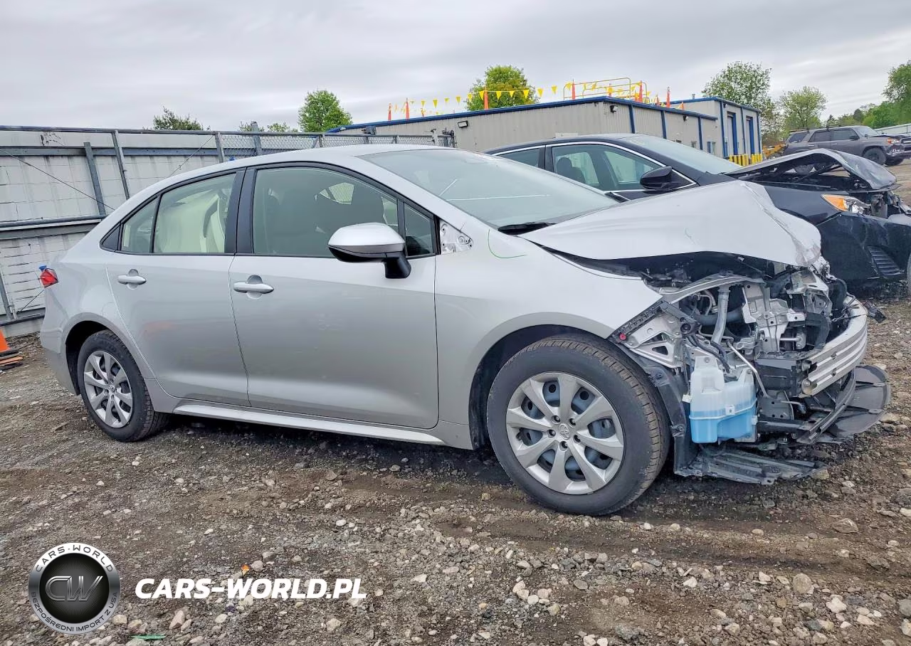 2025 Toyota Corolla Hybrid Le VIN:JTDBCMFE5SJ041330 - 4