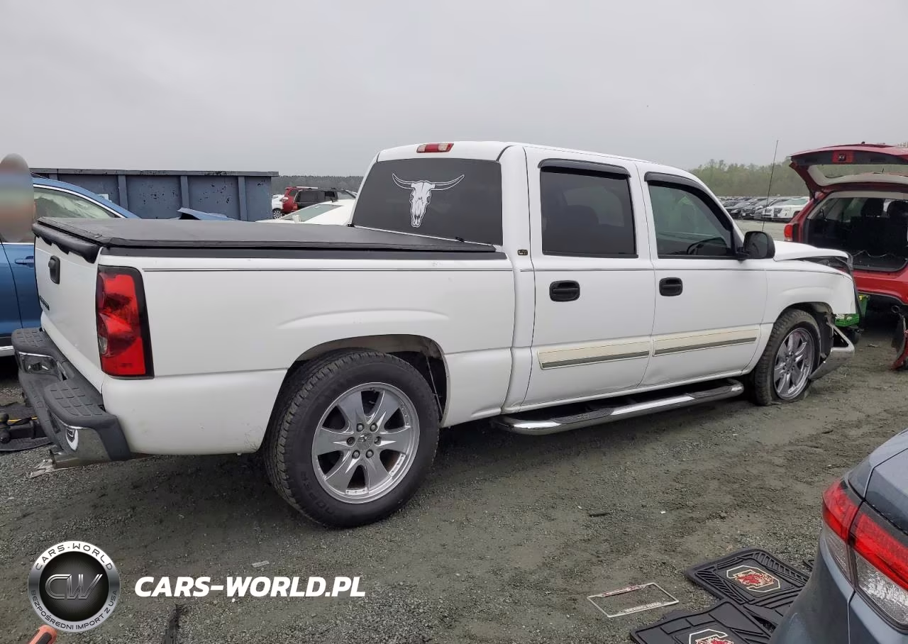 2006 Chevrolet Silverado C1500 VIN:2GCEC13T961146757 - 3