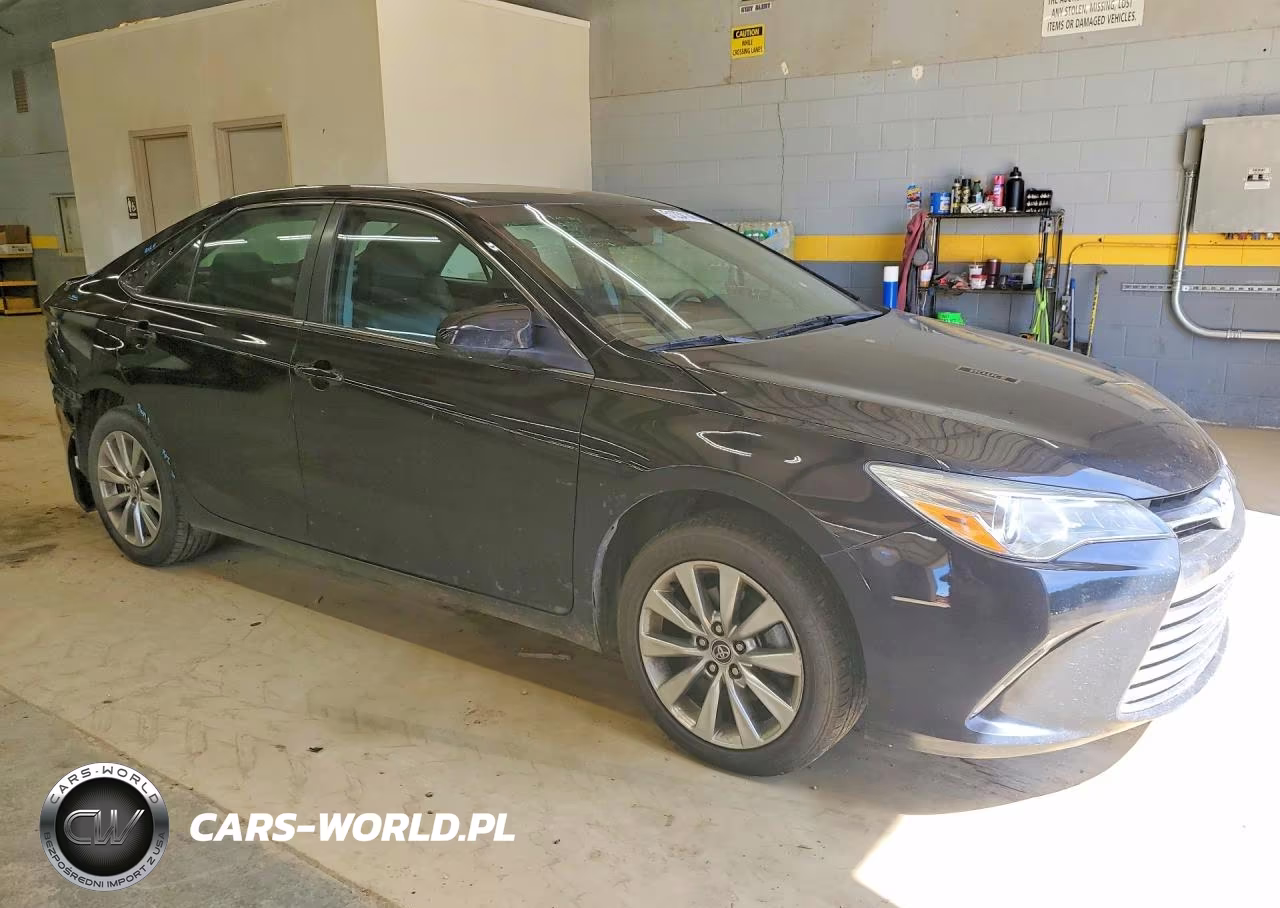 2016 Toyota Camry Xle VIN:4T1BF1FK3GU504627 - 4