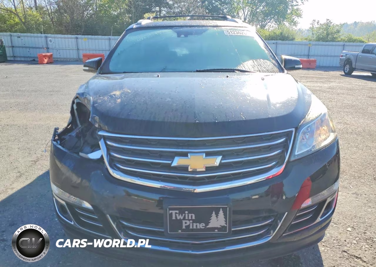 2017 Chevrolet Traverse Premier VIN:1GNKVJKD1HJ116658 - 5