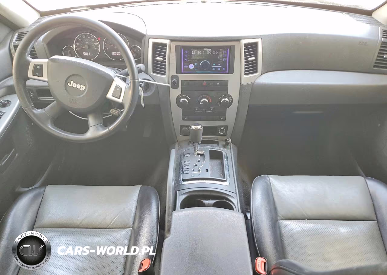 2008 Jeep Grand Cherokee Laredo VIN:1J8GR48K88C116941 - 8