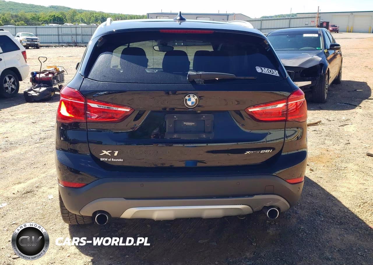 2018 BMW X1 xDrive28I VIN:WBXHT3C38J5L26945 - 6