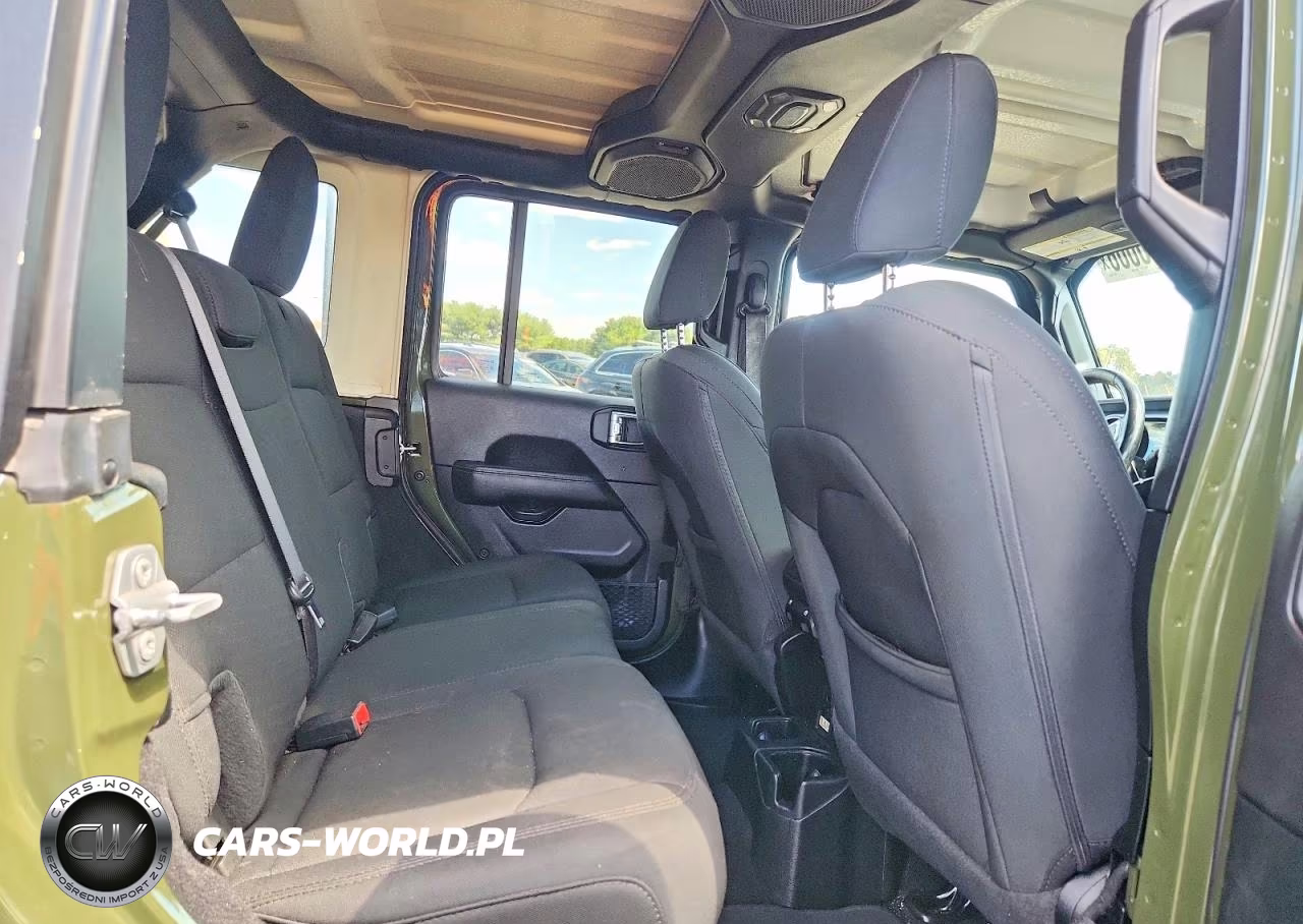 2021 Jeep Wrangler Unlimited Sahara VIN:1C4HJXEG6MW535867 - 11