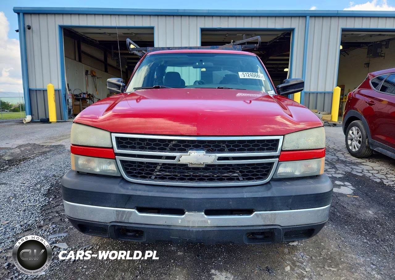 2007 Chevrolet Silverado C2500 Heavy Duty VIN:1GBHC29U07E110639 - 5