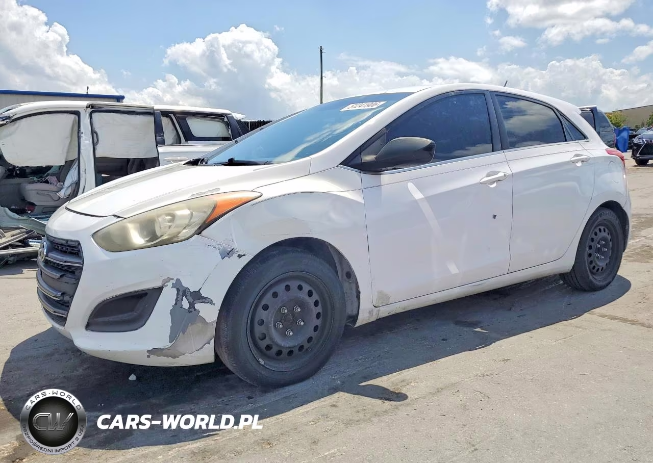 2016 Hyundai Elantra Gt Base – zdjęcie 1 z 12