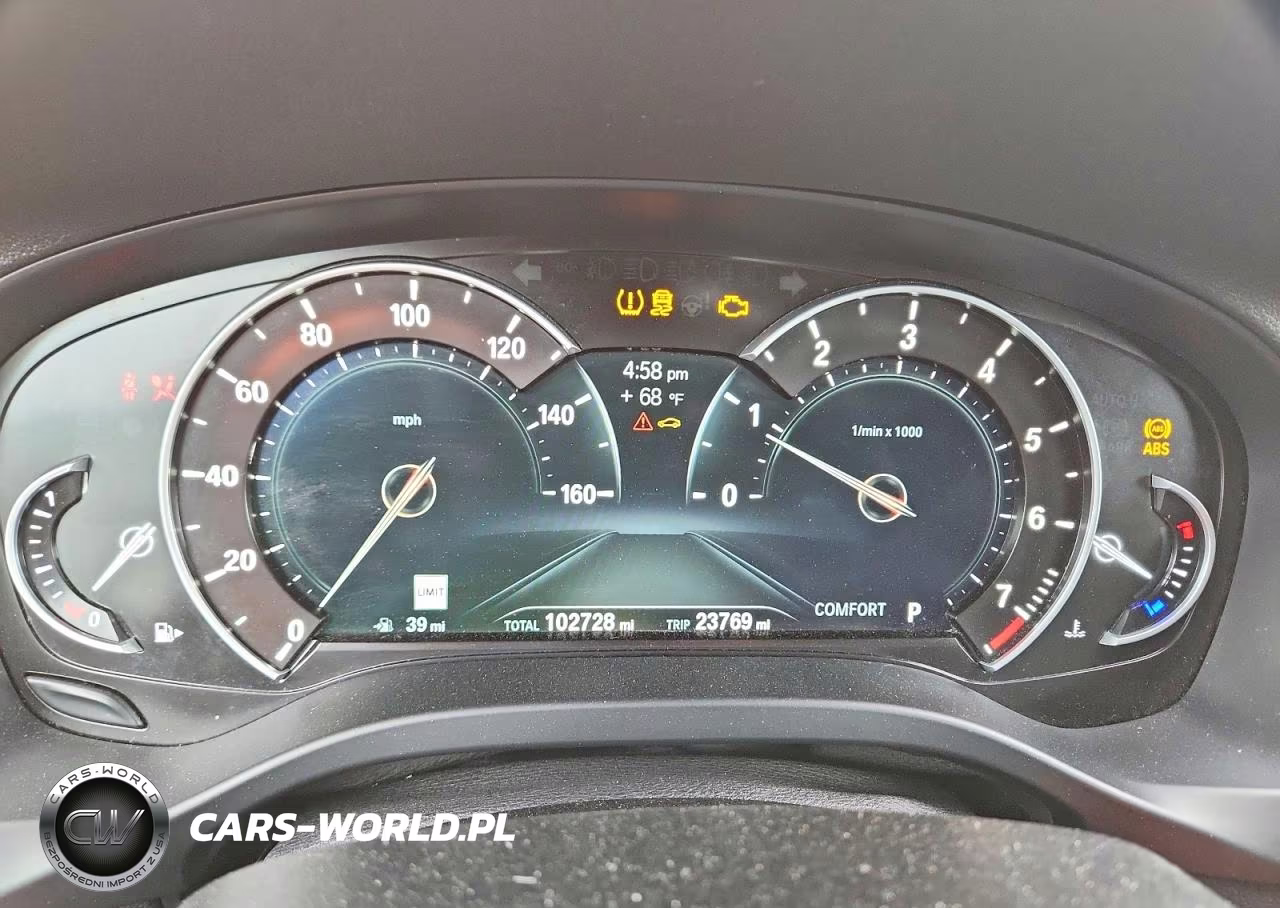 2019 BMW X3 xDrive30I VIN:5UXTR9C58KLD97510 - 9
