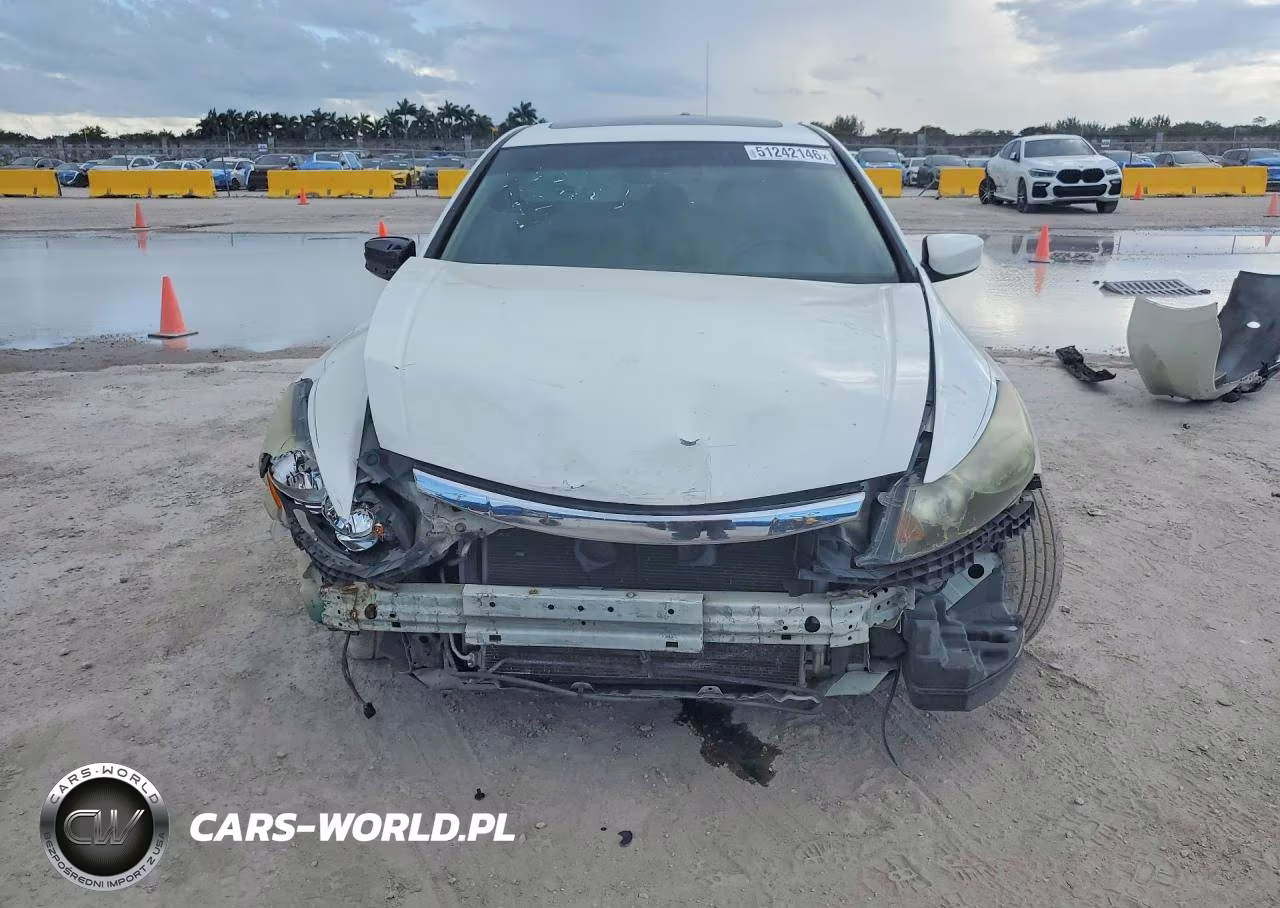 2011 Honda Accord Exl VIN:1HGCP3F86BA000218 - 5