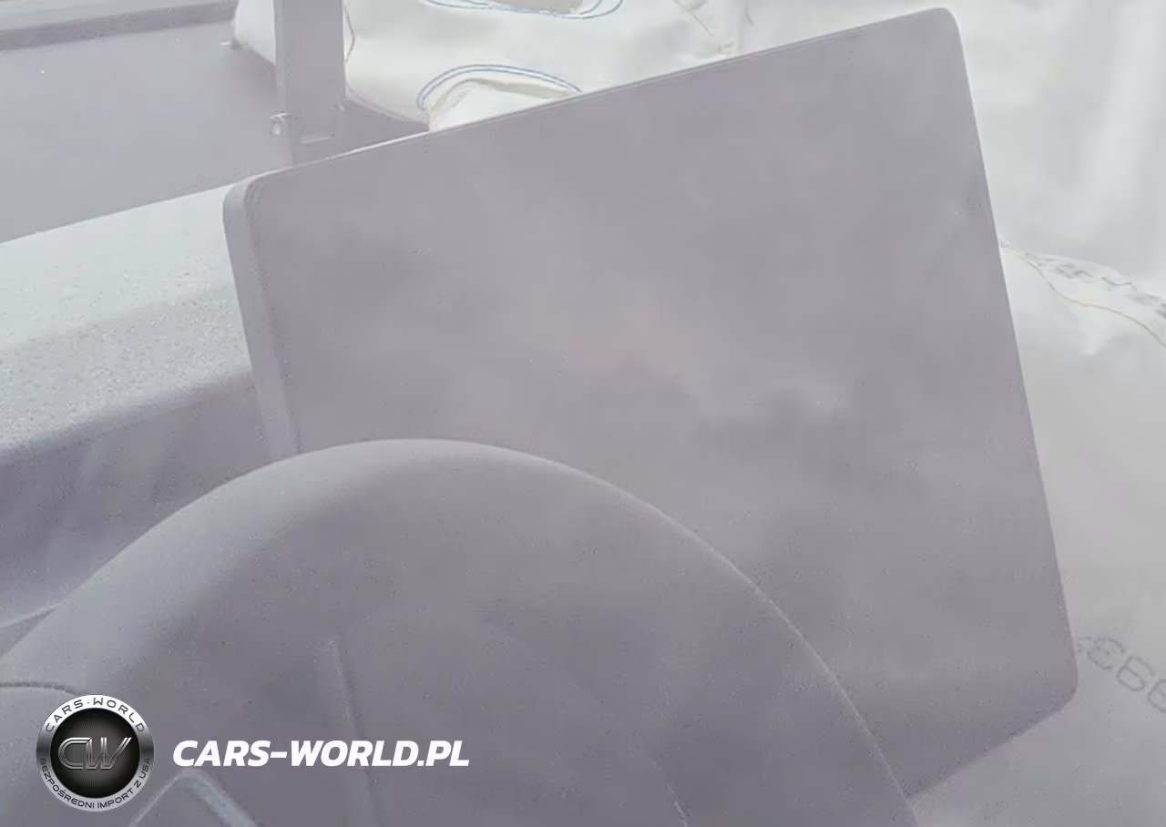 2026 Tesla Model Y VIN:7SAYGDEE9TF368325 - 9