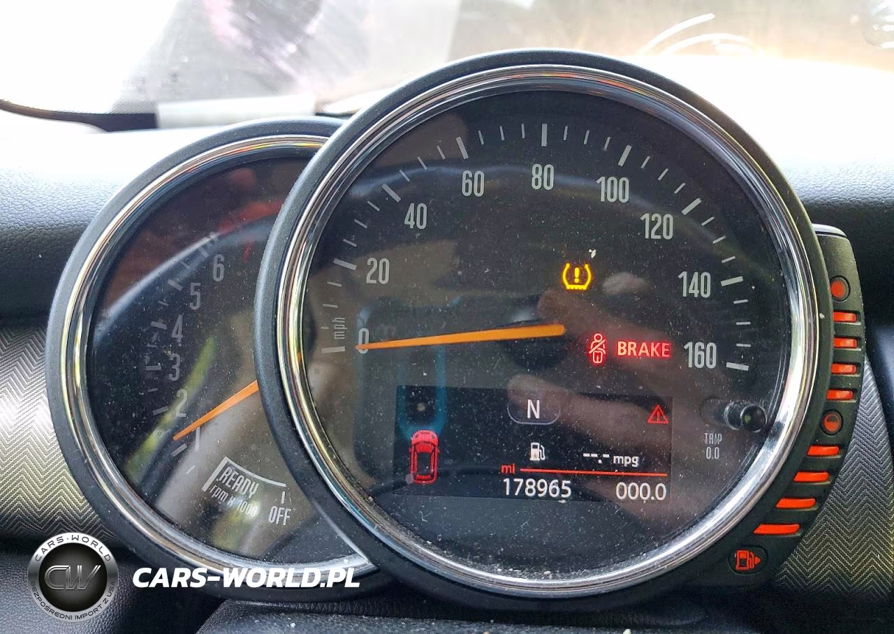 2016 Mini Cooper S VIN:WMWXP7C57G2C60873 - 9