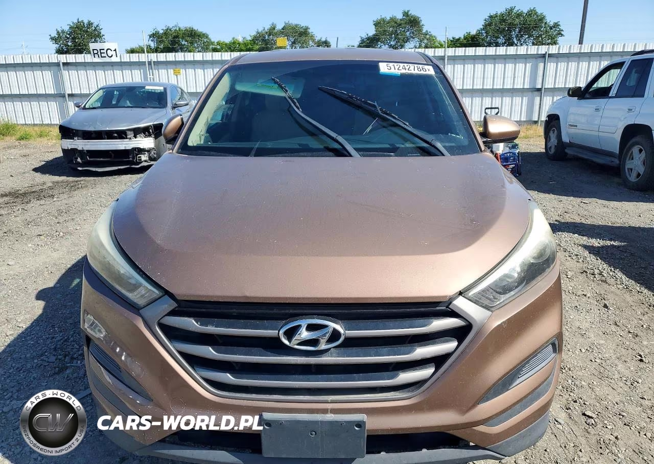2016 Hyundai Tucson Se VIN:KM8J23A46GU181718 - 5