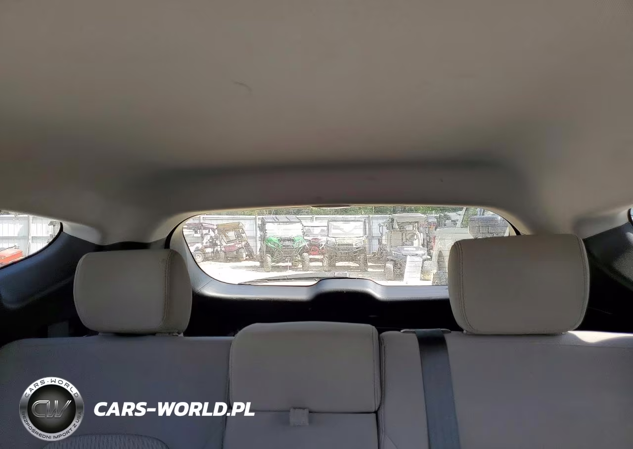 2018 Hyundai Santa Fe Sport 2.4L VIN:5XYZT3LB5JG561660 - 10