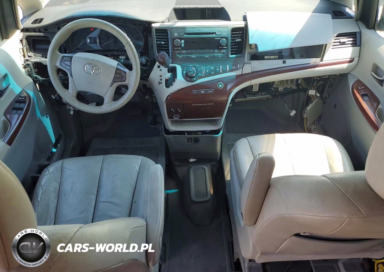 TOYOTA SIENNA XLE VIN:5TDYK3DCXBS104773 - 8