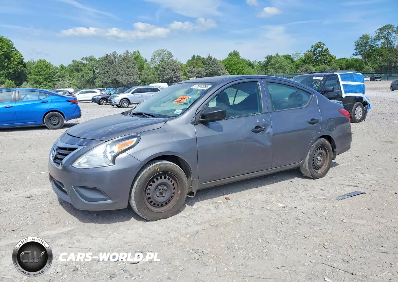 2018 Nissan Versa S Plus – zdjęcie 1 z 12