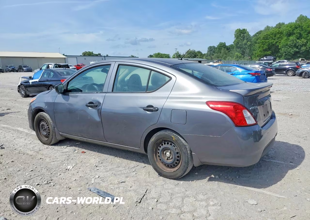 2018 Nissan Versa S Plus VIN:3N1CN7AP6JL832985 - 2