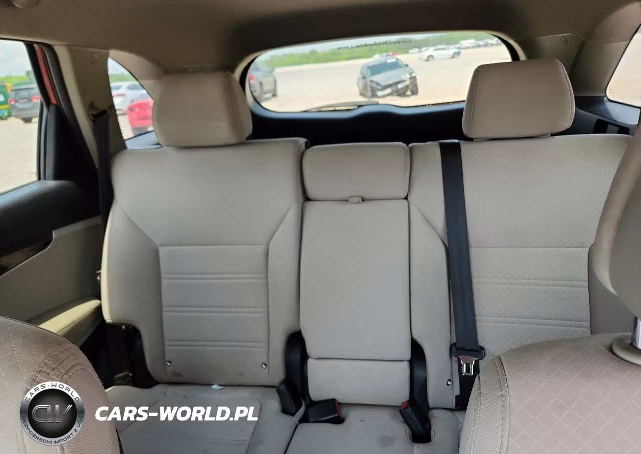 2016 Kia Sorento Lx VIN:5XYPG4A32GG046265 - 10