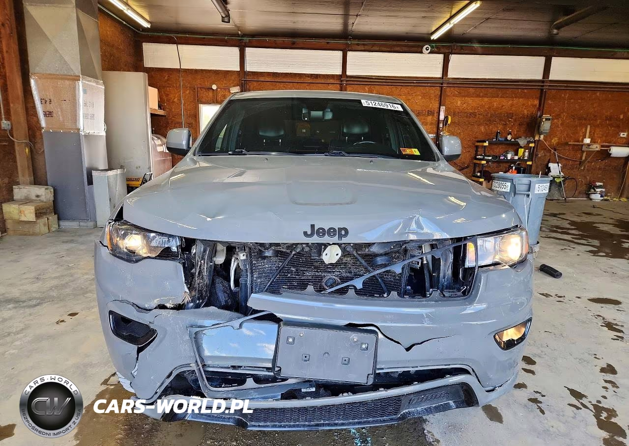 2020 Jeep Grand Cherokee Laredo VIN:1C4RJFAG5LC232499 - 5