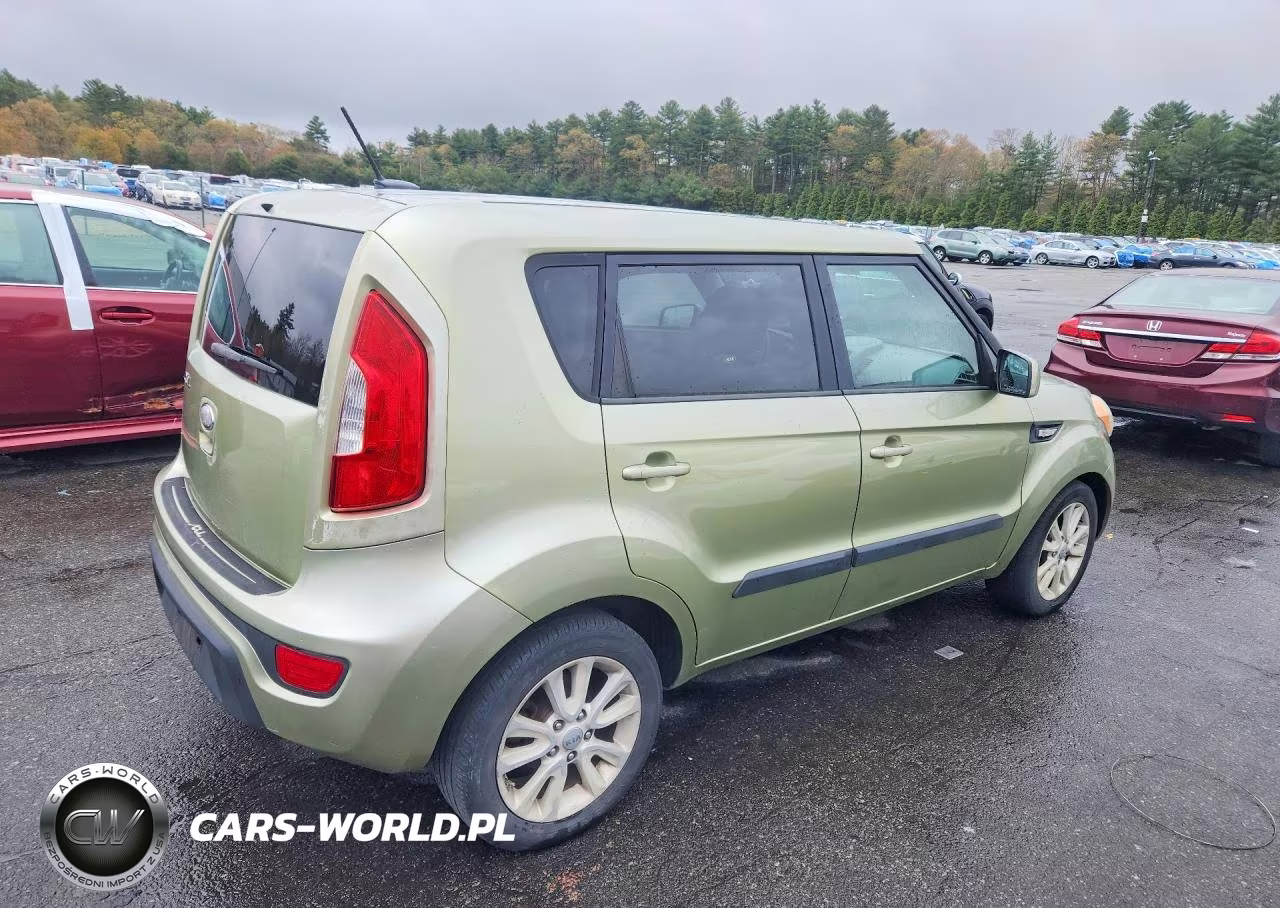 2013 Kia Soul Base VIN:KNDJT2A59D7551865 - 3
