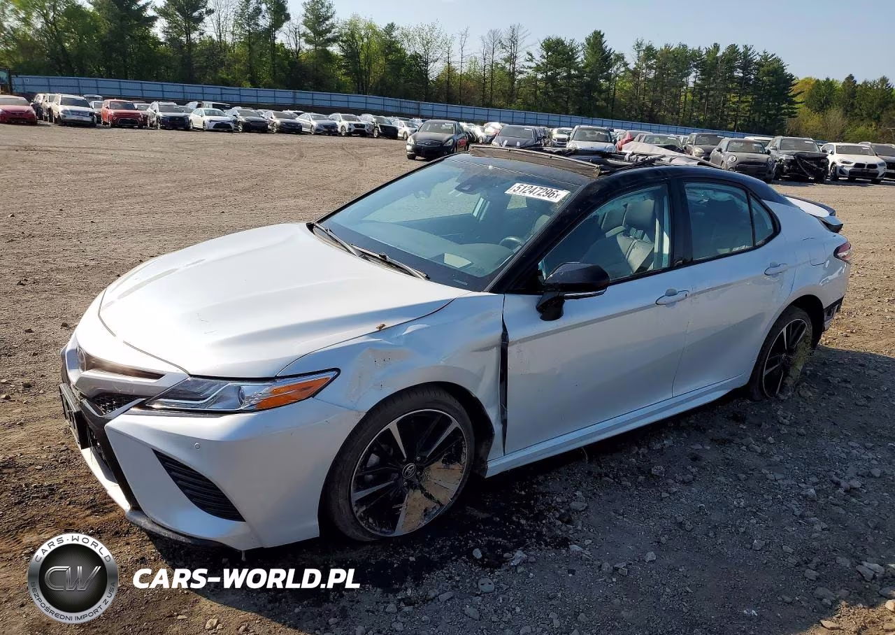 2020 Toyota Camry Xse