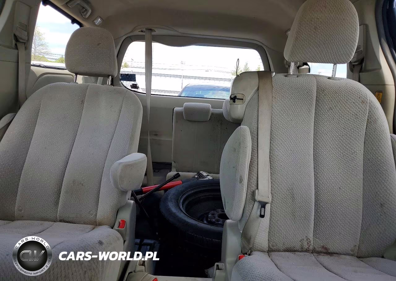 2011 Toyota Sienna Le VIN:5TDKK3DCXBS015565 - 10