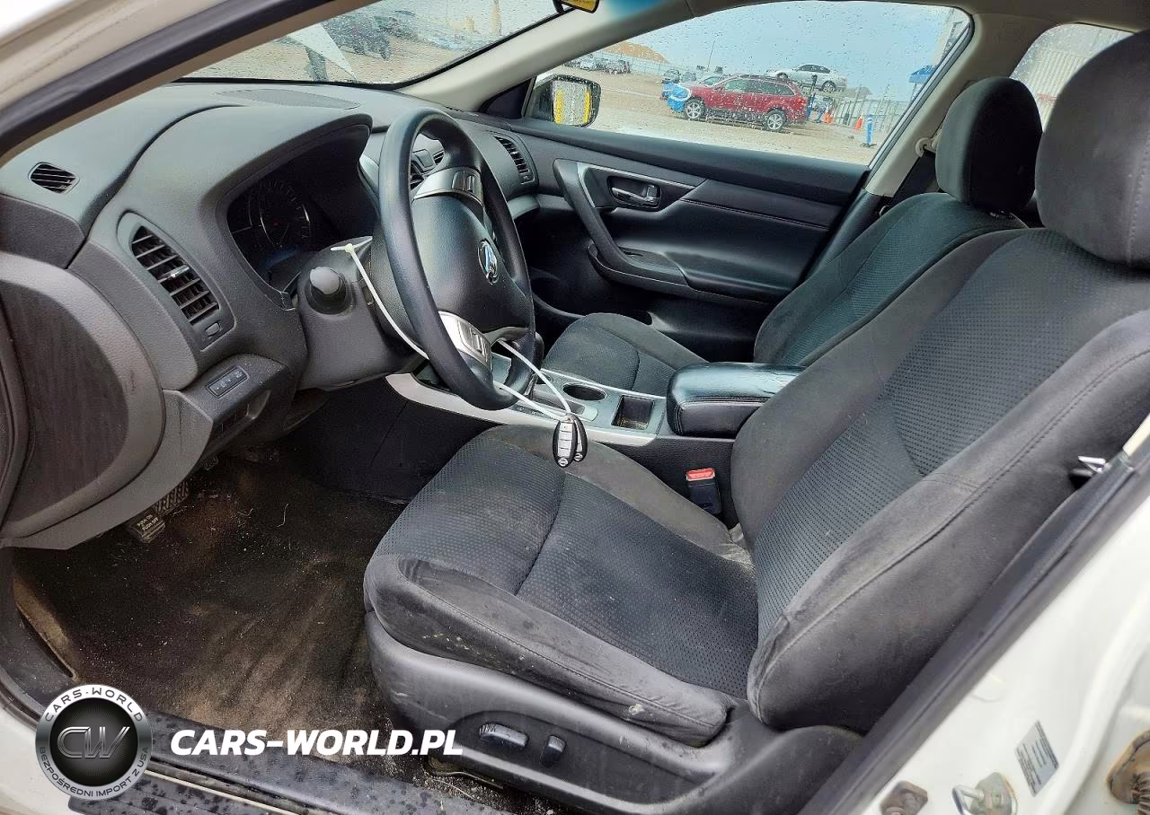 2015 Nissan Altima 2.5 S VIN:1N4AL3AP5FN392841 - 7