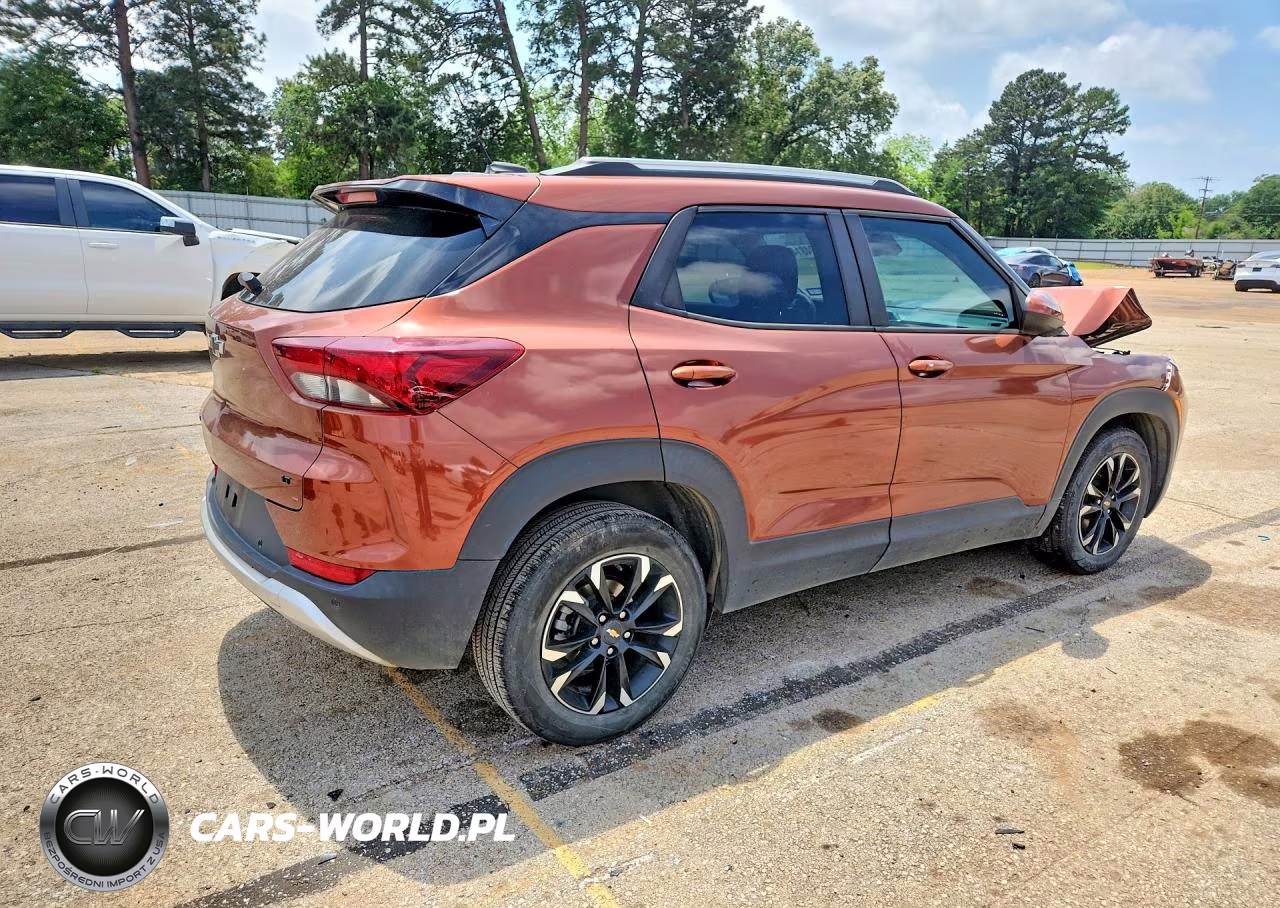 2021 Chevrolet Trailblazer Lt VIN:KL79MPSL3MB054735 - 3