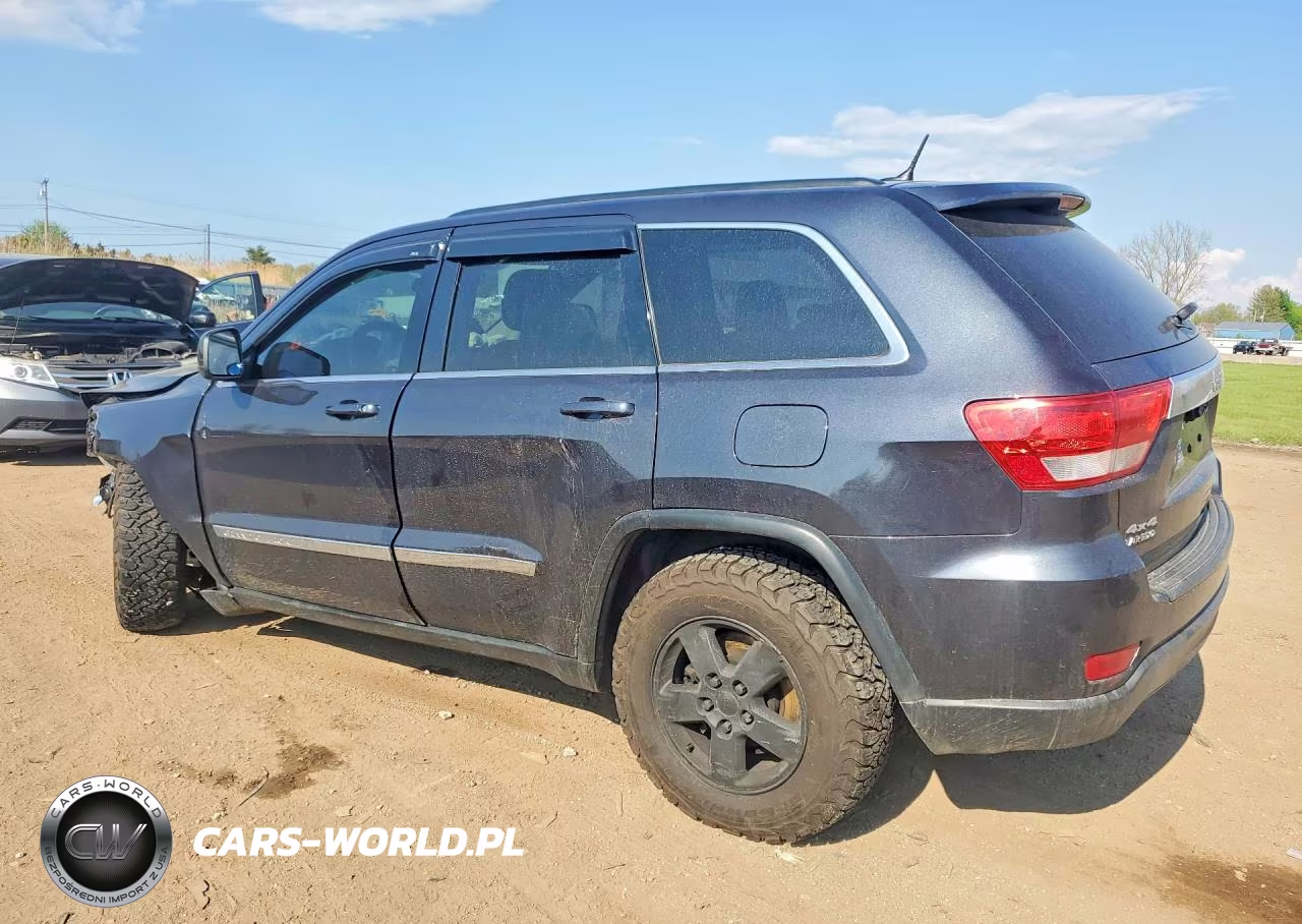 2013 Jeep Grand Cherokee Laredo VIN:1C4RJFAG3DC619747 - 2