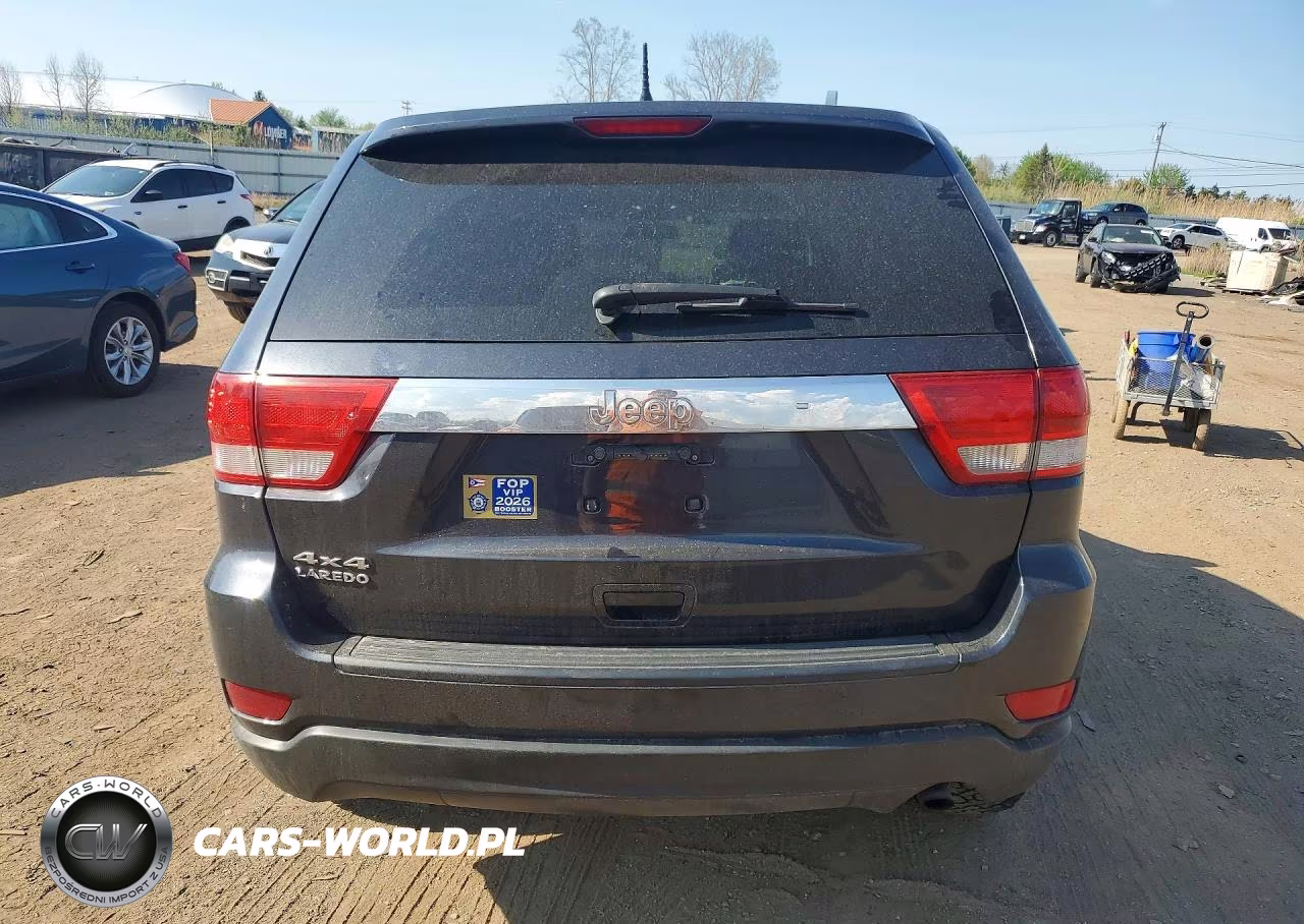 2013 Jeep Grand Cherokee Laredo VIN:1C4RJFAG3DC619747 - 6