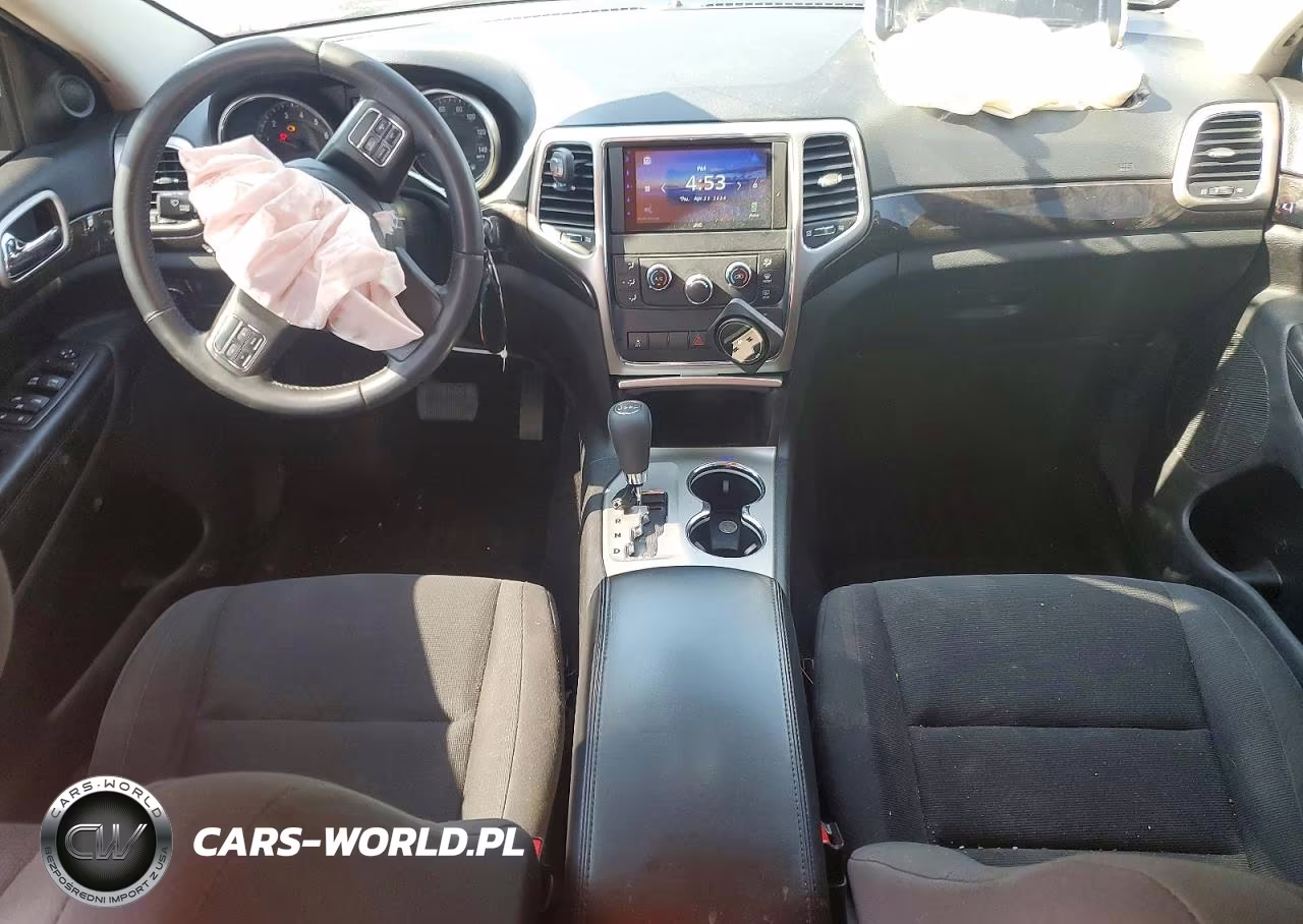 2013 Jeep Grand Cherokee Laredo VIN:1C4RJFAG3DC619747 - 8