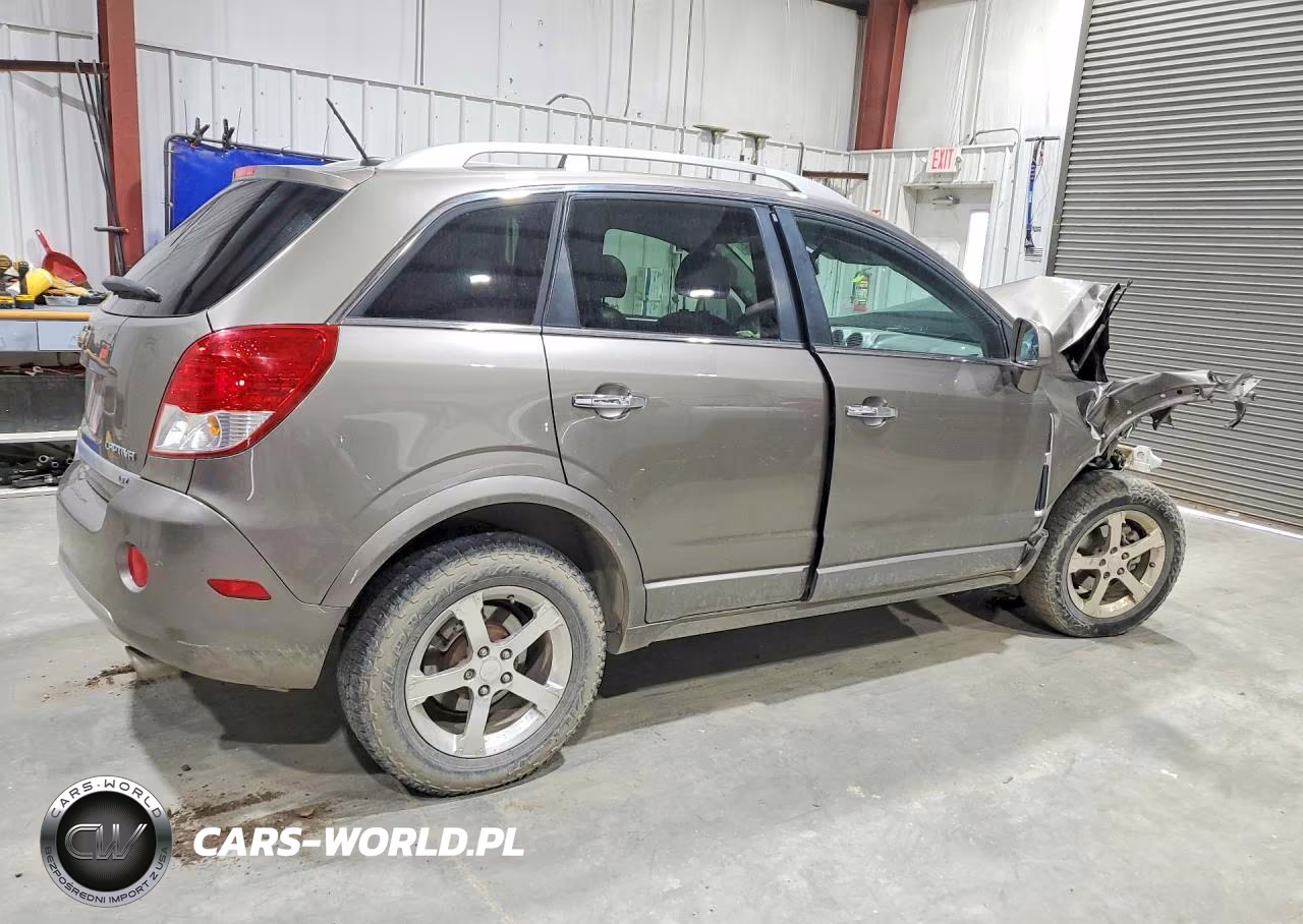 2012 Chevrolet Captiva Sport VIN:3GNFL4E54CS586624 - 3