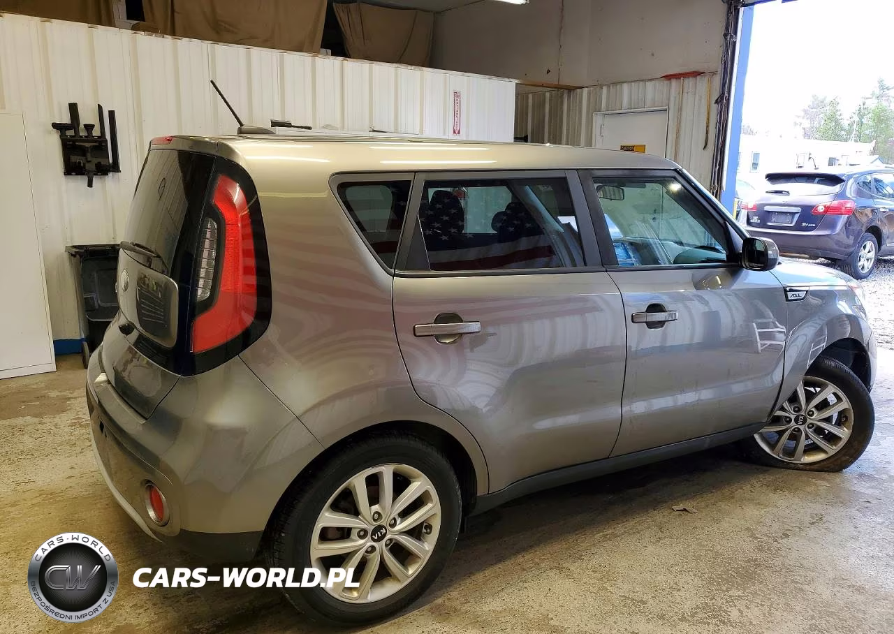 2019 Kia Soul + VIN:KNDJP3A55K7696795 - 3