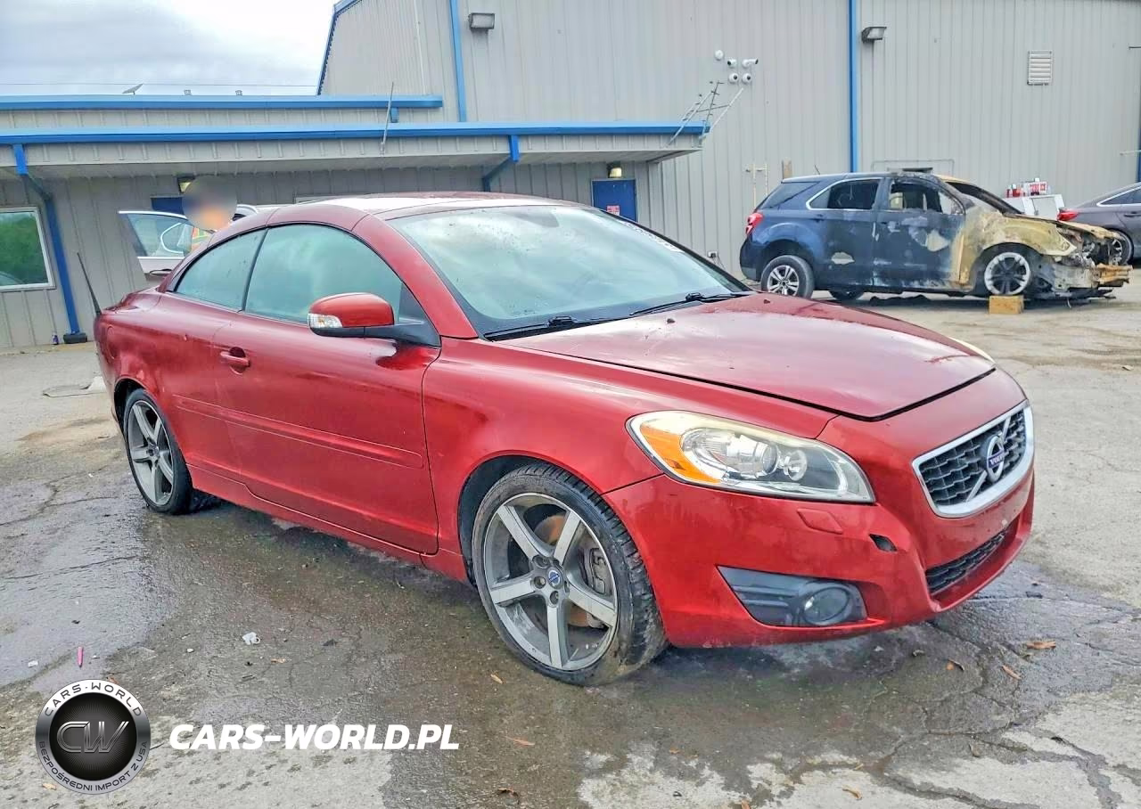 2011 Volvo C70 T5 VIN:YV1672MC6BJ116882 - 4