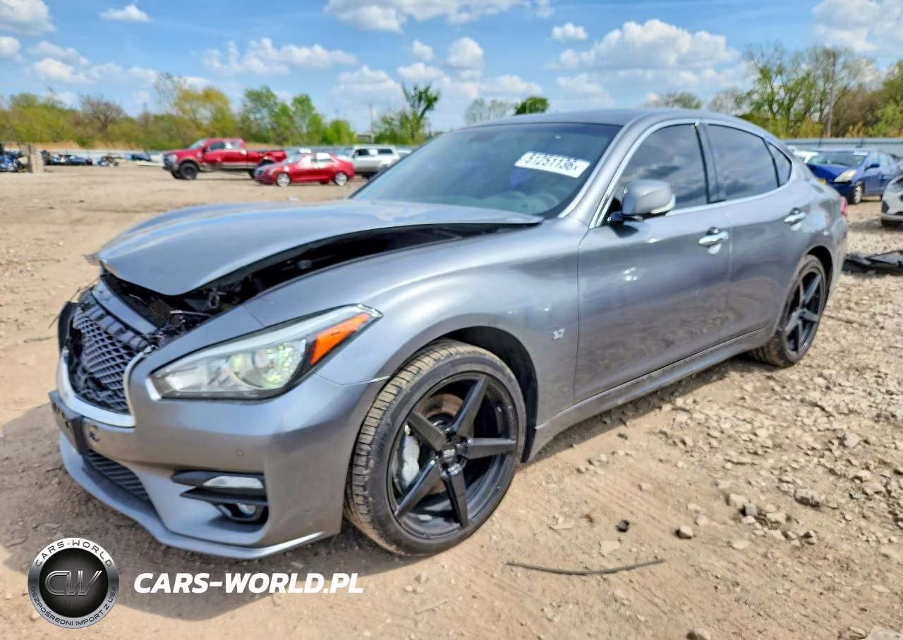 2016 Infiniti Q70 3.7
