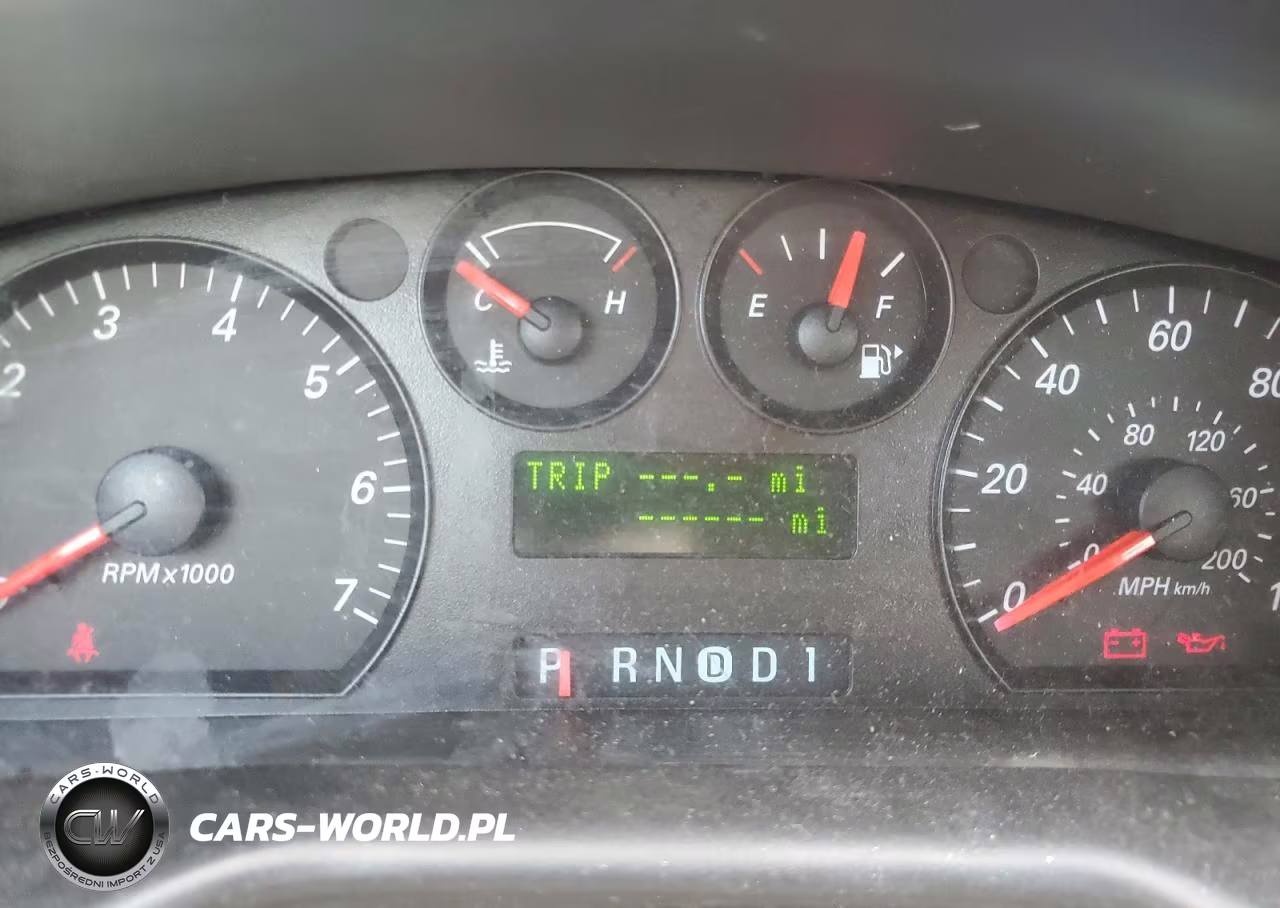 2004 Ford Taurus Se VIN:1FAFP58224A199941 - 9