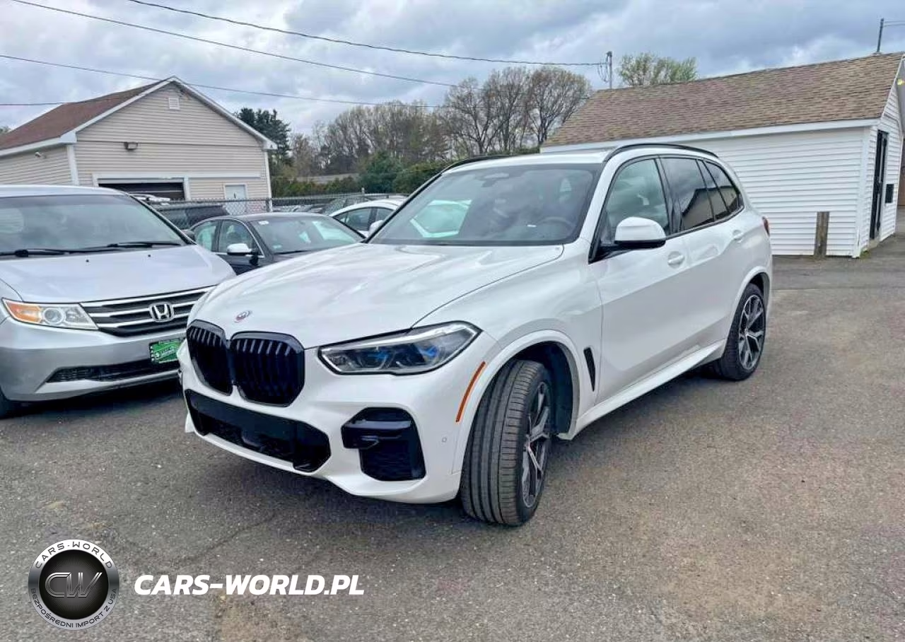 2023 BMW X5 M50I
