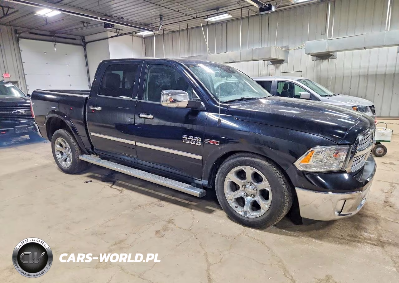2014 Ram 1500 Laramie VIN:1C6RR7NM0ES402167 - 4