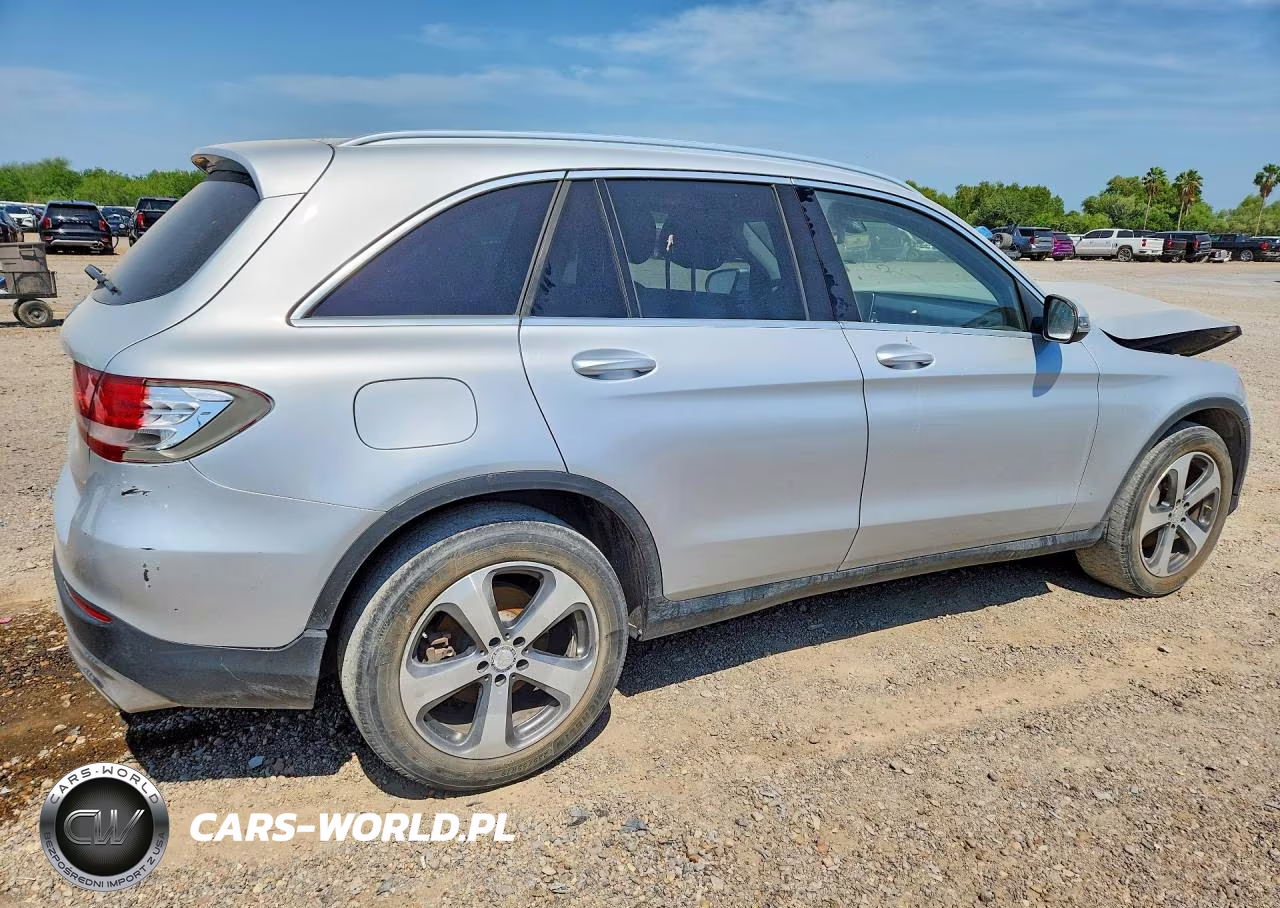 2016 Mercedes-Benz Glc 300 VIN:WDC0G4JB6GF052706 - 3