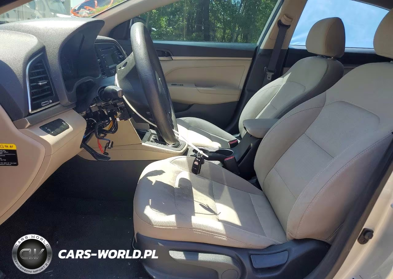 2017 Hyundai Elantra Se VIN:5NPD74LF7HH178832 - 7