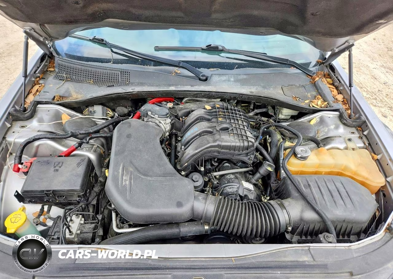 2014 Chrysler 300 VIN:2C3CCARG1EH280416 - 11