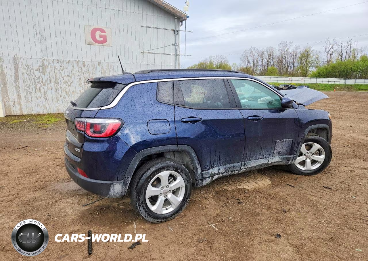 2019 Jeep Compass Latitude VIN:3C4NJDBB5KT647038 - 3