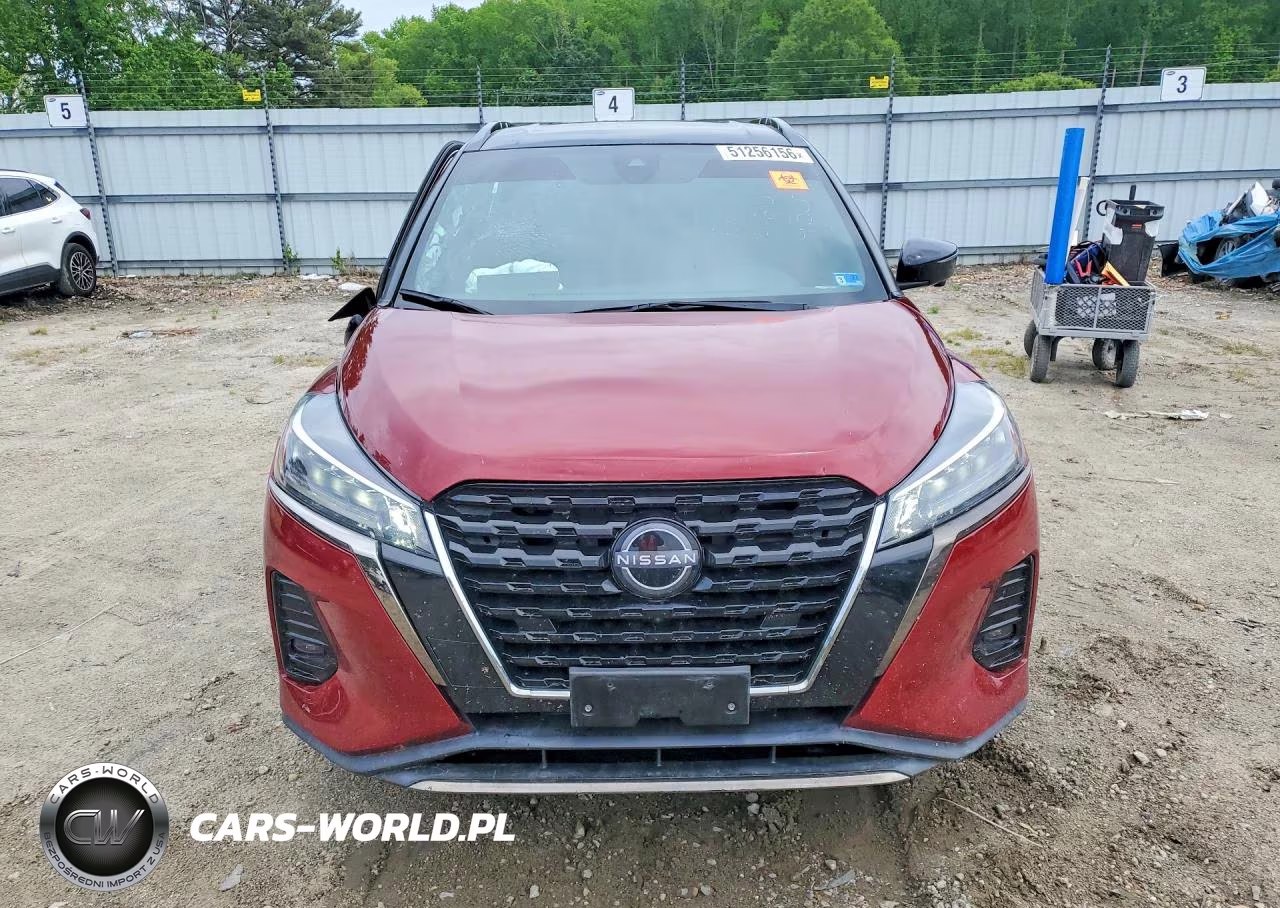 2024 Nissan Kicks Sr VIN:3N1CP5DVXRL471328 - 5