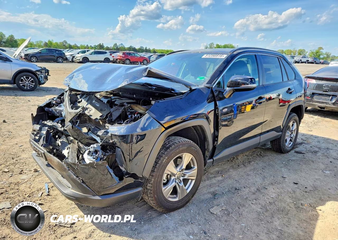 2024 Toyota Rav4 Xle – zdjęcie 1 z 13