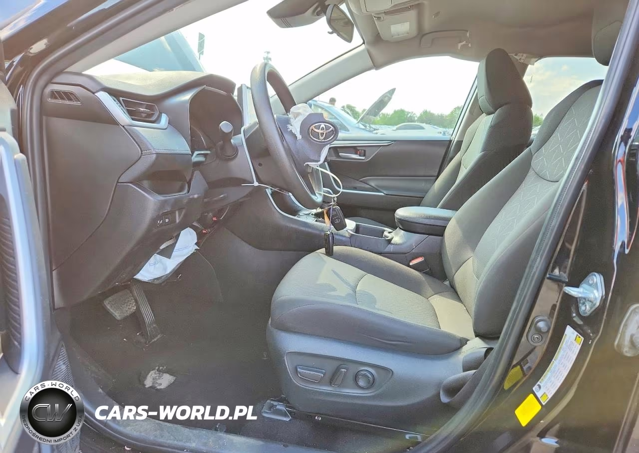 2024 Toyota Rav4 Xle VIN:2T3W1RFV2RW316071 - 7