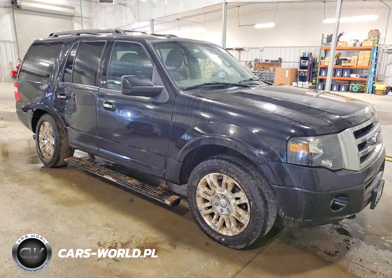 2013 Ford Expedition Limited VIN:1FMJU2A57DEF06024 - 4