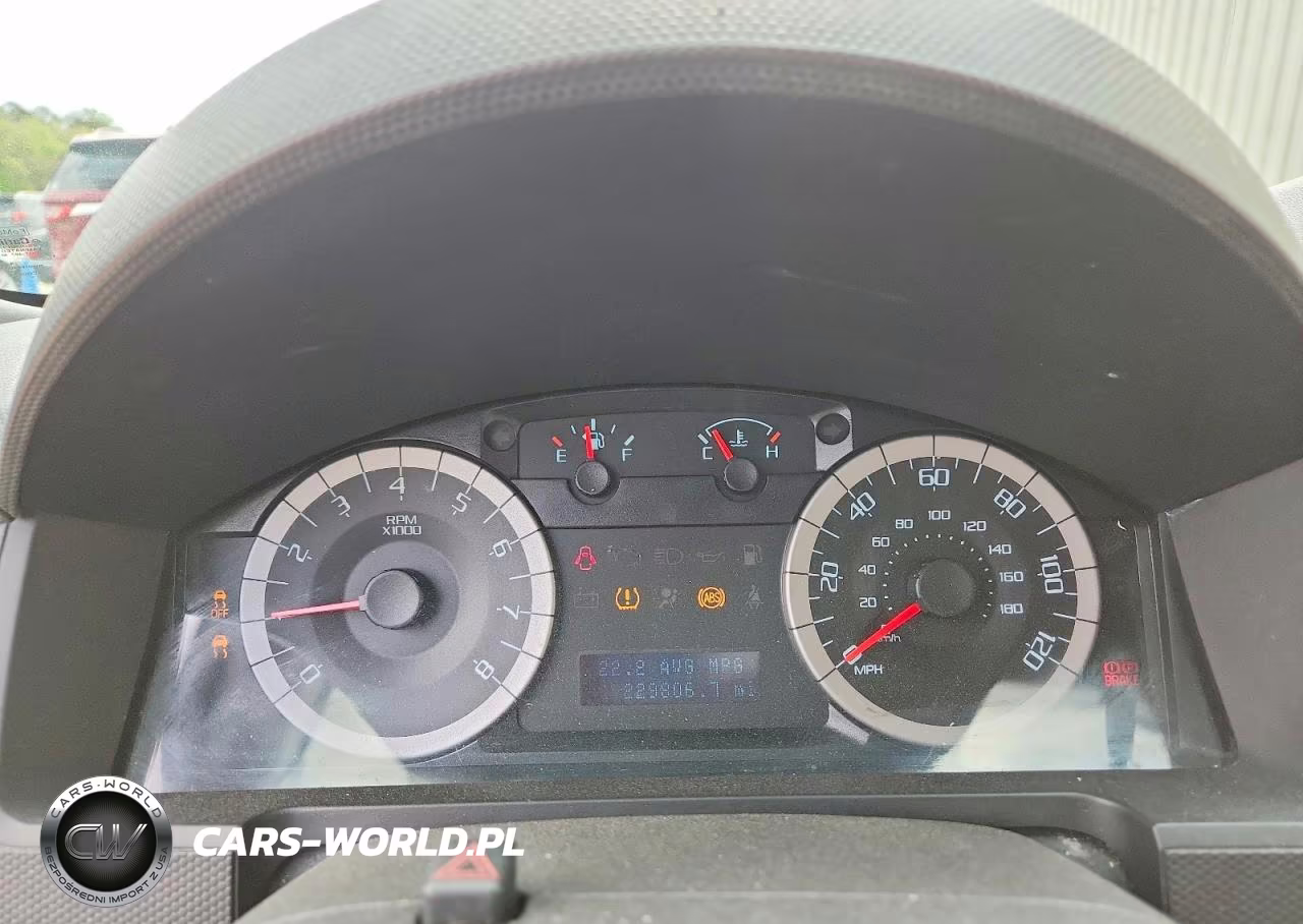 2011 Ford Escape Limited VIN:1FMCU0E73BKC66638 - 9