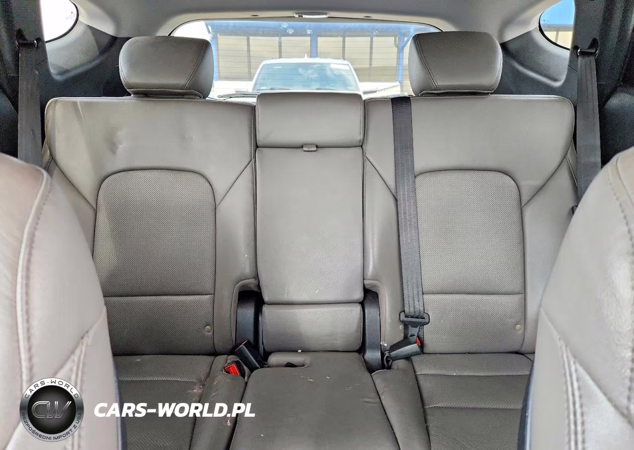 2017 Hyundai Santa Fe Sport 2.0T VIN:5NMZUDLA8HH050390 - 10