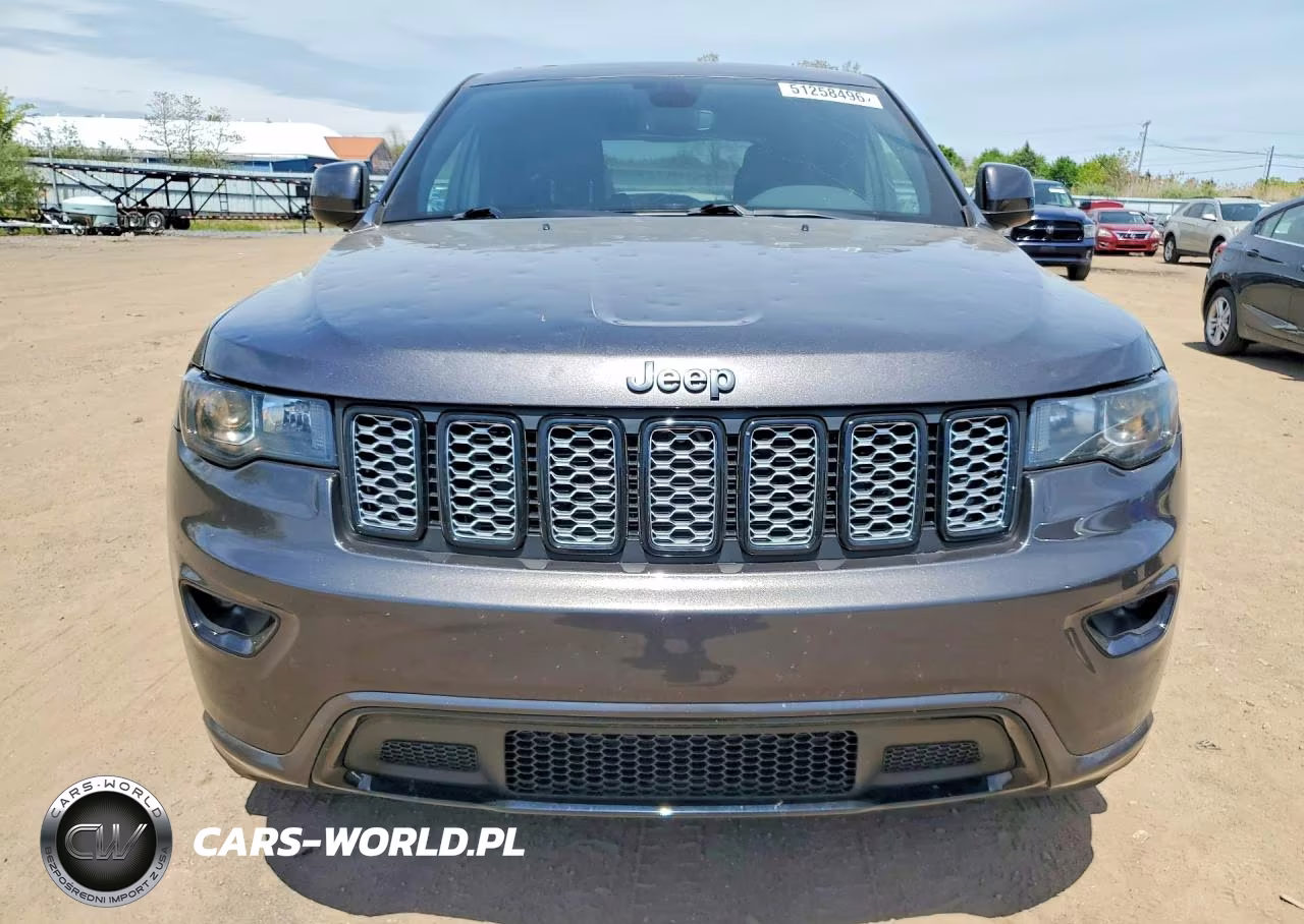 2019 Jeep Grand Cherokee Laredo VIN:1C4RJFAG4KC613095 - 5
