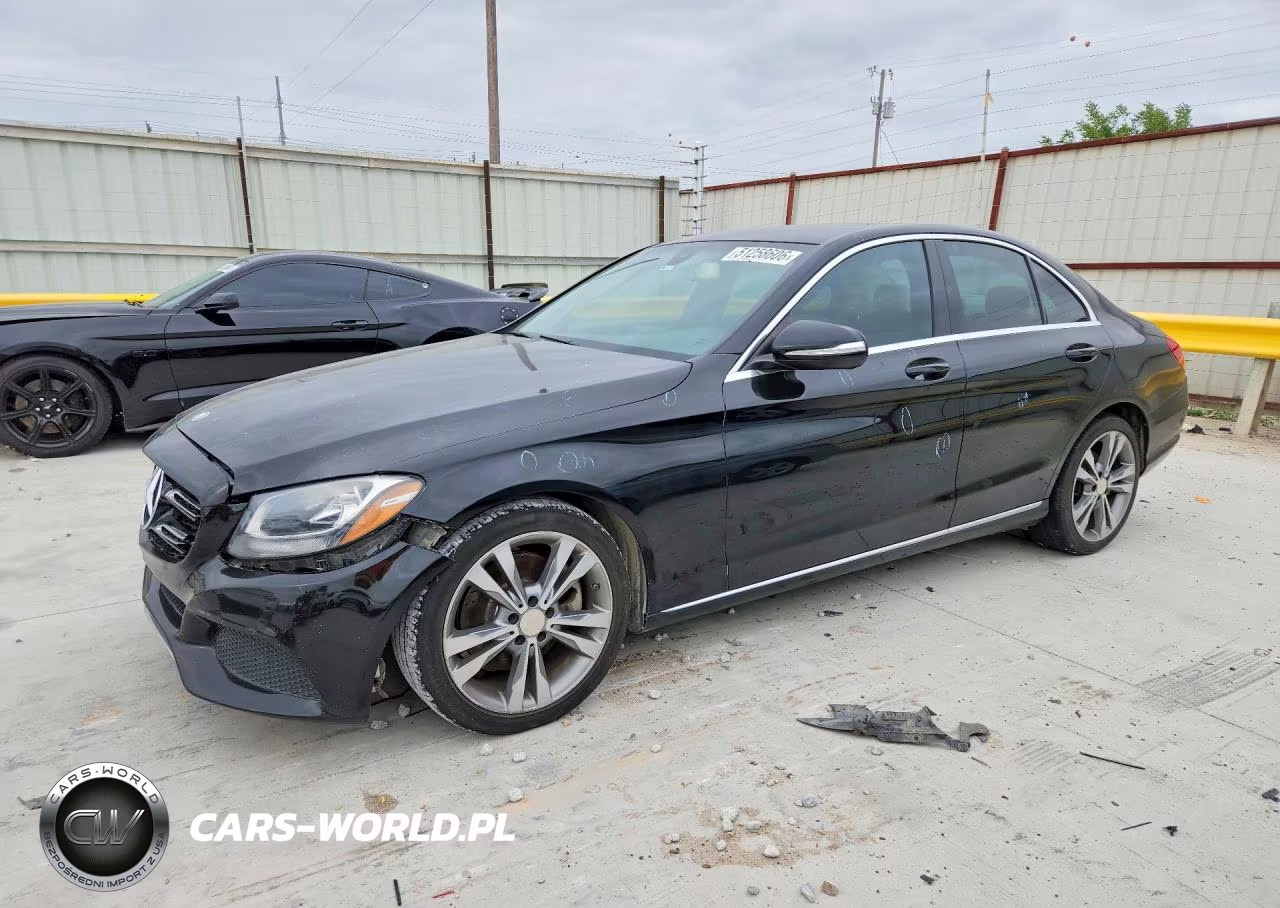 2015 Mercedes-Benz C 300