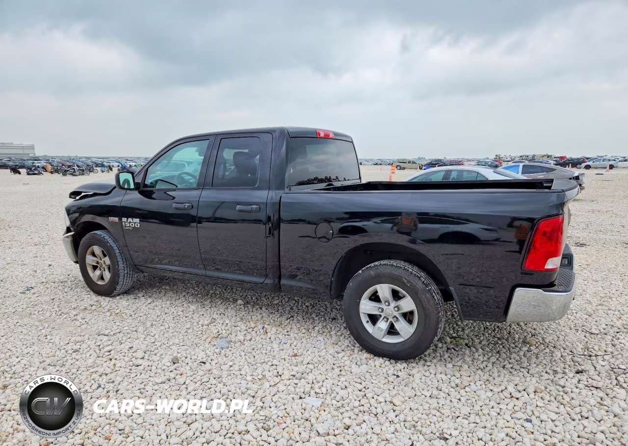 2019 Ram 1500 Classic Tradesman VIN:1C6RR6FT4KS745902 - 2