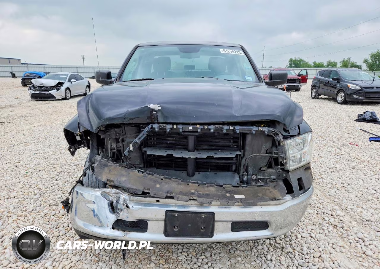 2019 Ram 1500 Classic Tradesman VIN:1C6RR6FT4KS745902 - 5