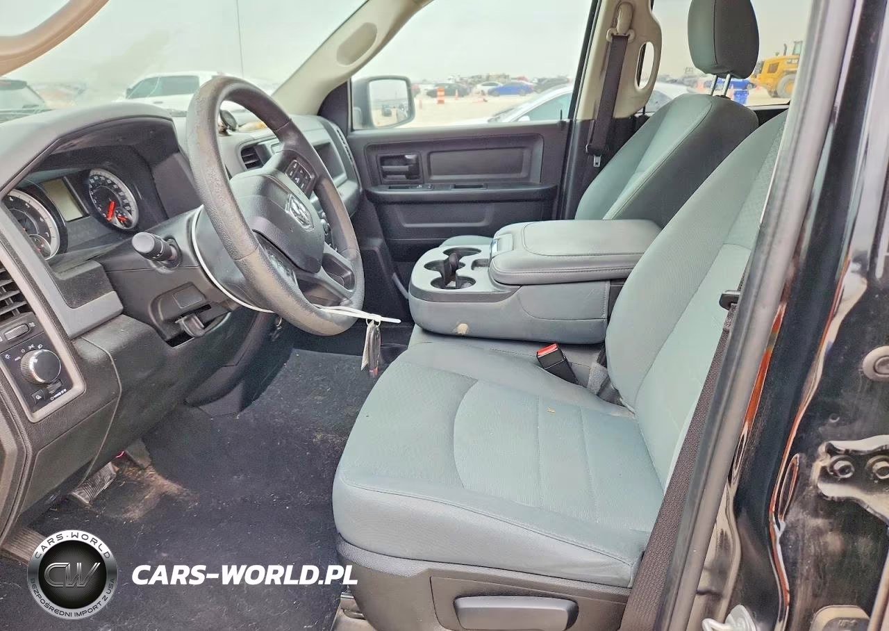 2019 Ram 1500 Classic Tradesman VIN:1C6RR6FT4KS745902 - 7